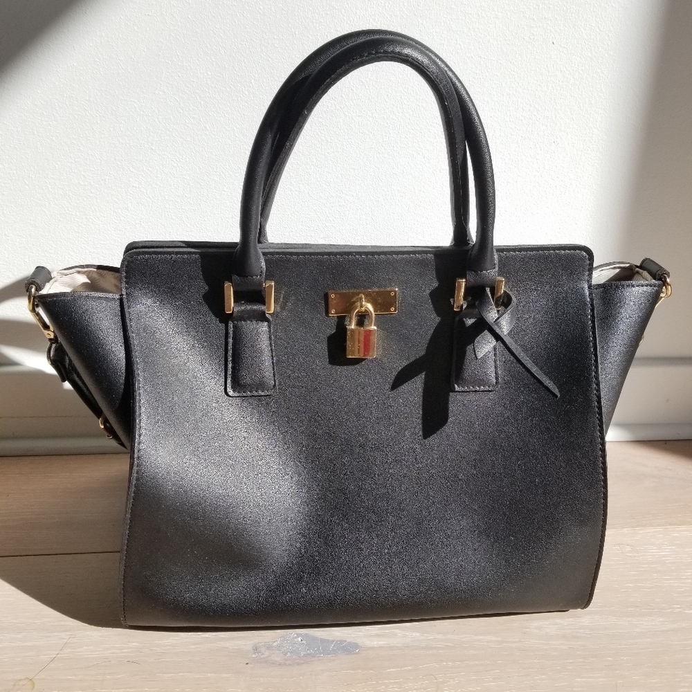 Angela Roi Sunday Tote II - Great Condition